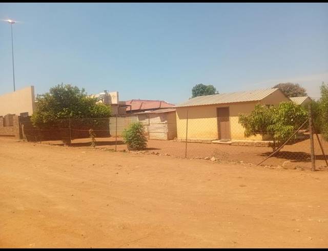 2 BEDROOM HOUSE FOR SALE IN SOSHANGUVE SOUTH